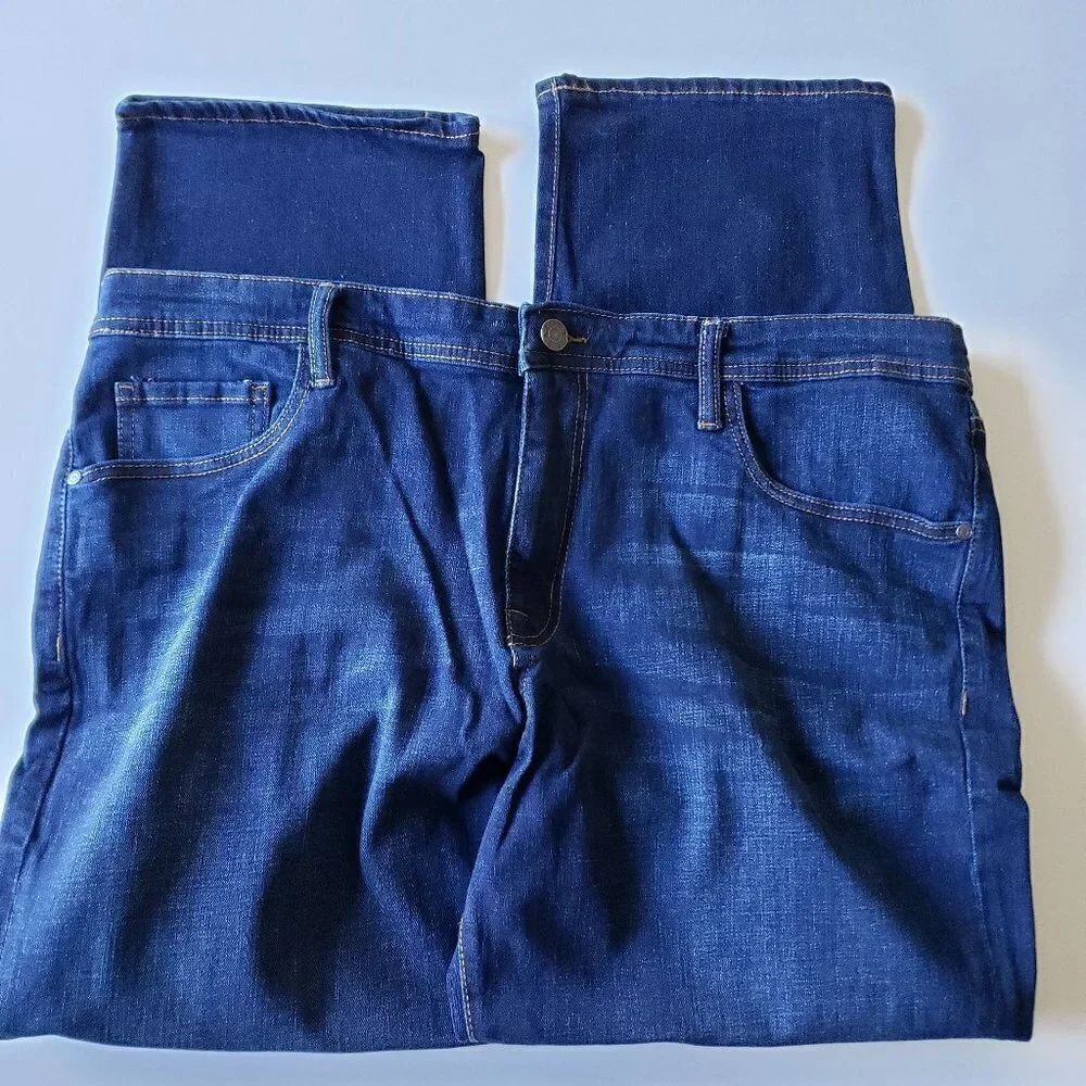 NWT - GH Bass Durable Denim Stretch Jean Dark Wash - Size 38X32
